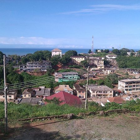 Nana Bema Hotel Kaapkust Buitenkant foto